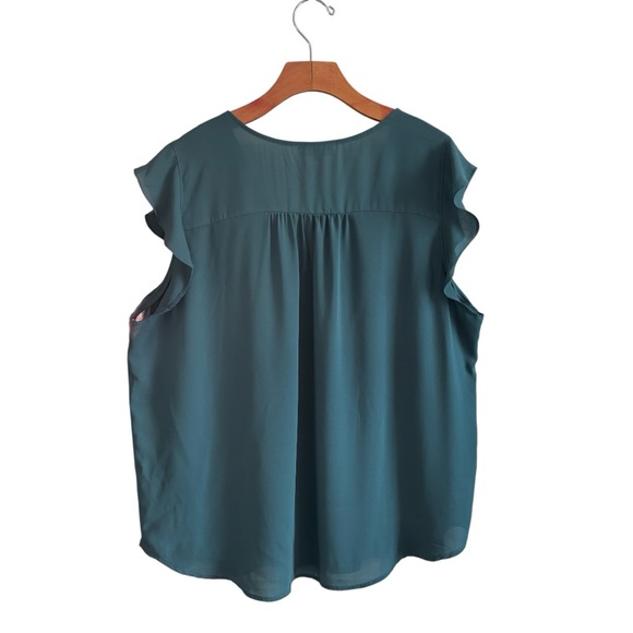 Loft Women’s Teal V-Neck Top Xl Button Details on Shoulder - Picture 3 of 5